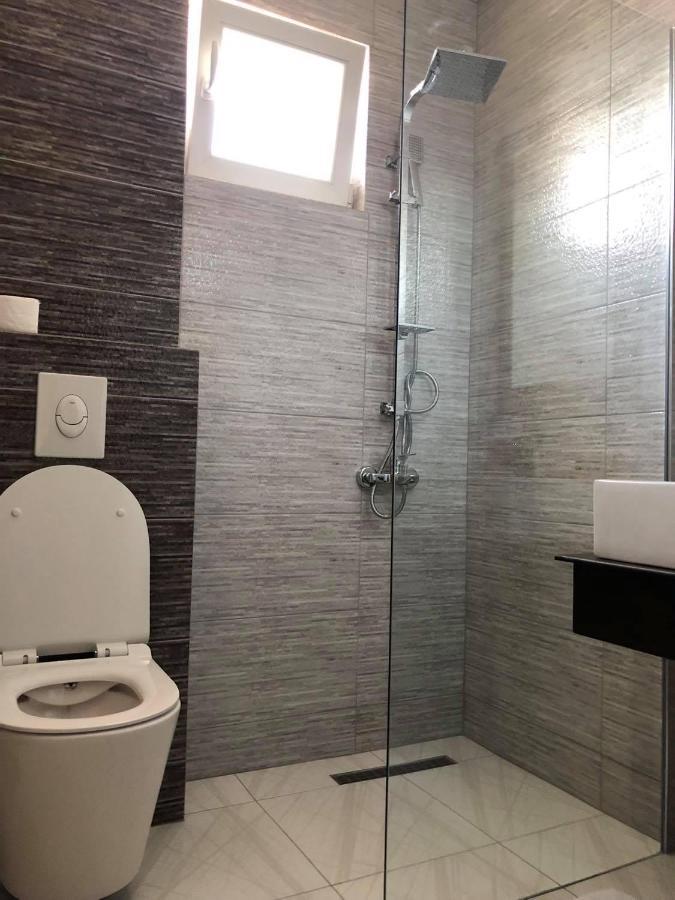 Hotel Dardani Titova Mitrovica المظهر الخارجي الصورة
