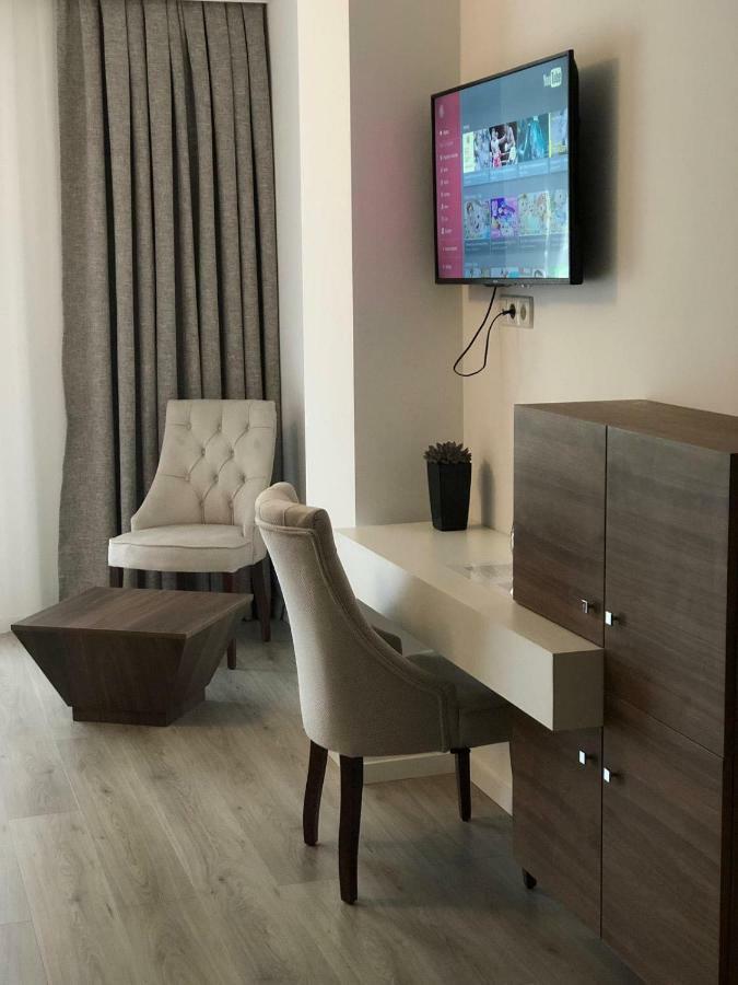 Hotel Dardani Titova Mitrovica المظهر الخارجي الصورة